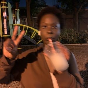 Meet your Posher, Eume